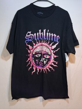 Sublime Black Short-Sleeve Tee with Pink Graphic Sun